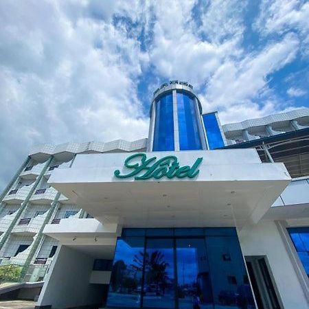 Hotel Vallee Des Princes Douala Eksteriør billede