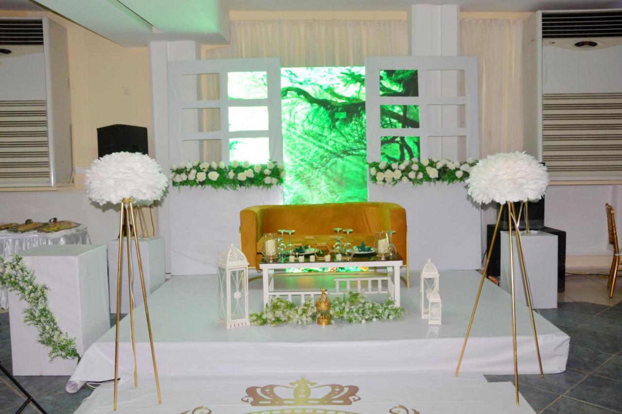 Hotel Vallee Des Princes Douala Eksteriør billede