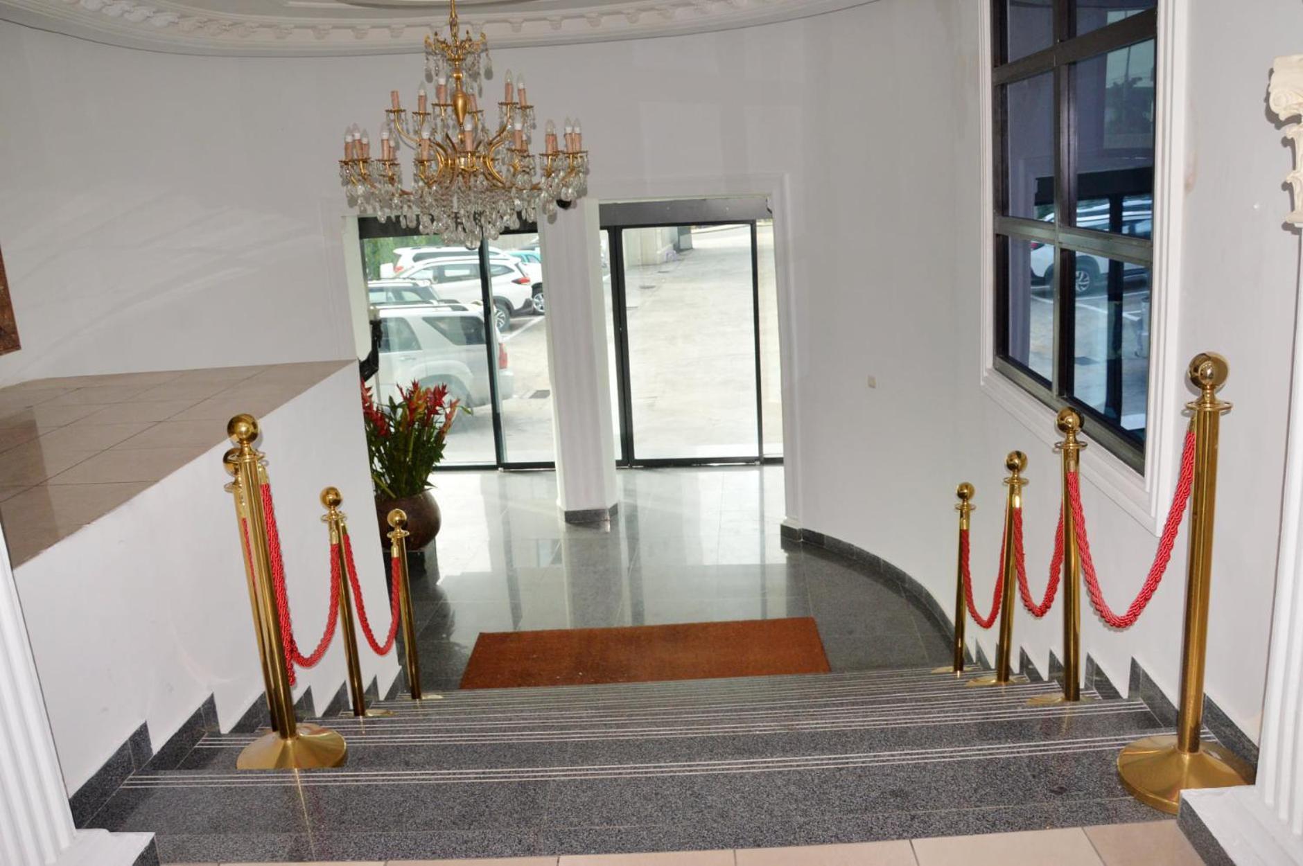 Hotel Vallee Des Princes Douala Eksteriør billede